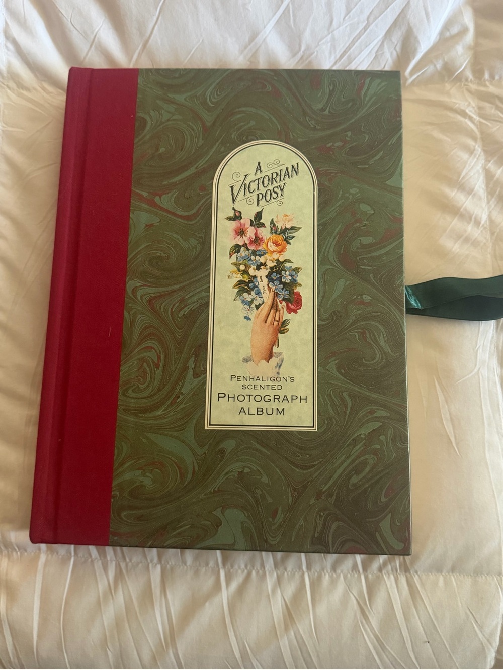 Penhaligon's Victorian Posy Scented Photograph Album